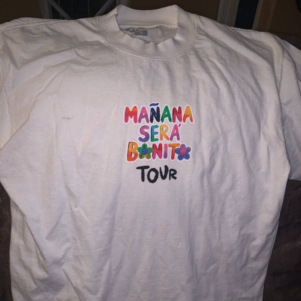 Karol G Bichota Season Limited Edition T-SHIRT Sold Out  LA August 18 SIZE M